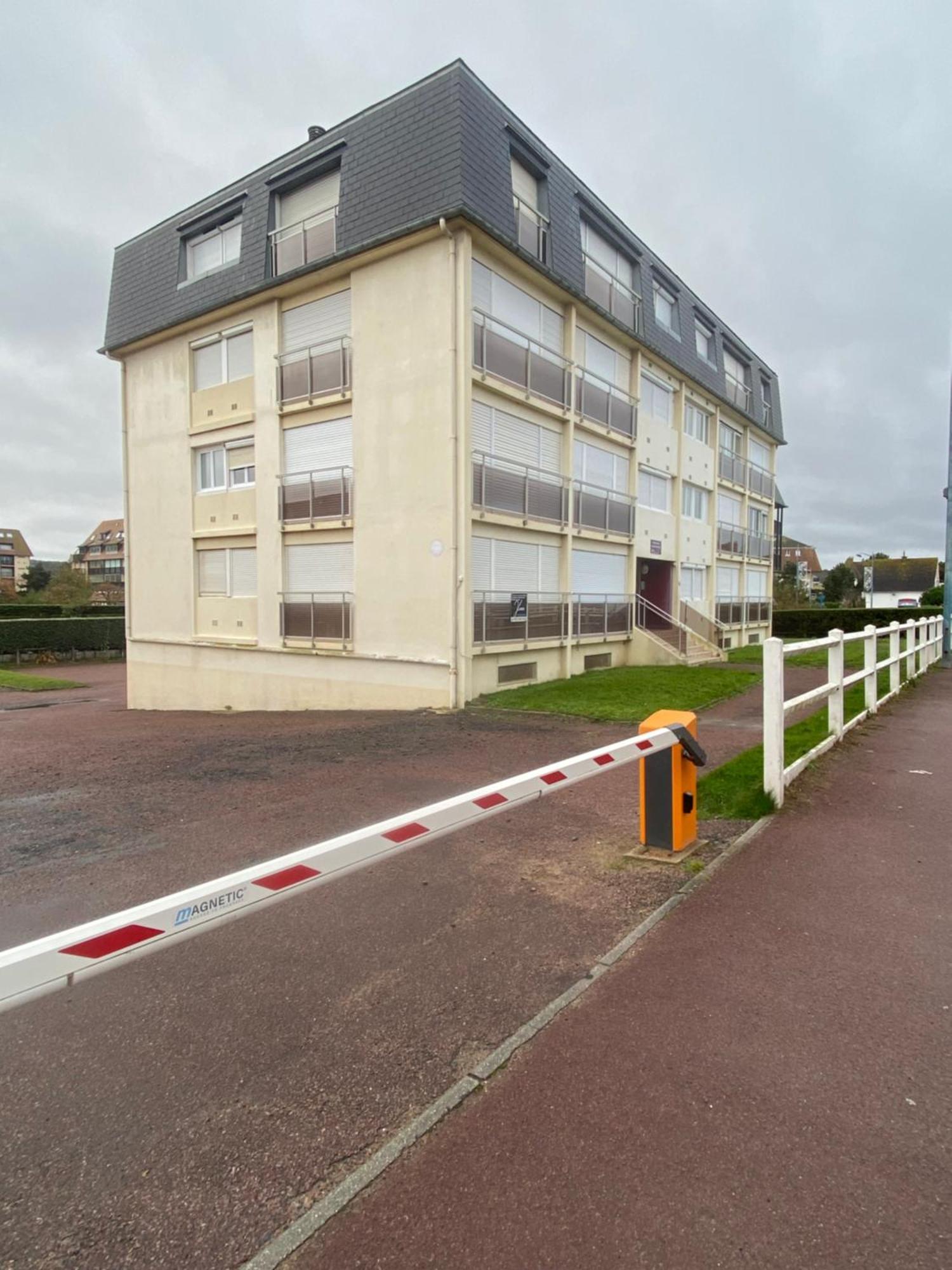 Le Petit Villers Exterior photo
